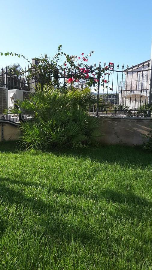 La Strelitzia Cervo Mare Apartment Екстериор снимка
