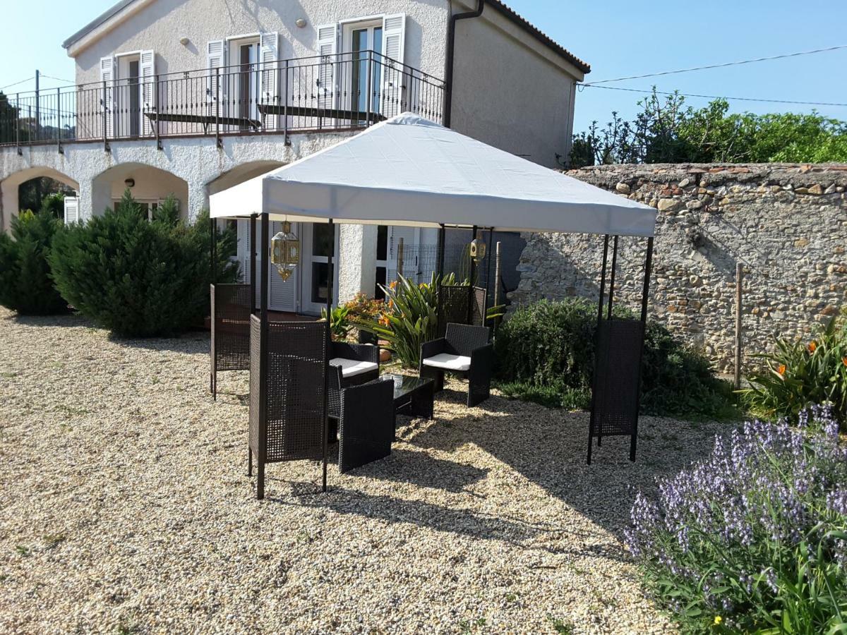 La Strelitzia Cervo Mare Apartment Екстериор снимка